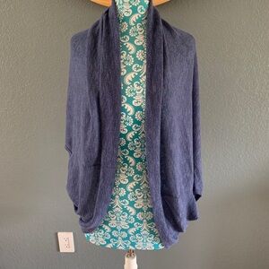 Short sleeve batwing cardigan. Y2K type of cardigan